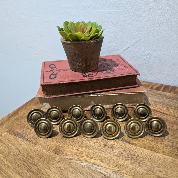 VTG Lot of 12 Bullseye Drawer Knobs Brass Cupboard Dresser Pulls - Picture 1 of 5